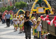 Marchas Populares pelos alunos da Escola Básica de Paramos