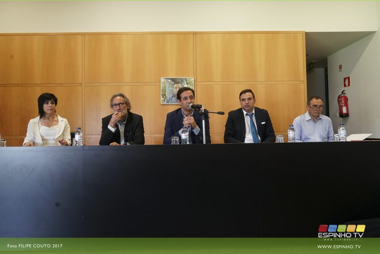 Manuel Fernando lança a sua primeira obra “Quase um Poema”