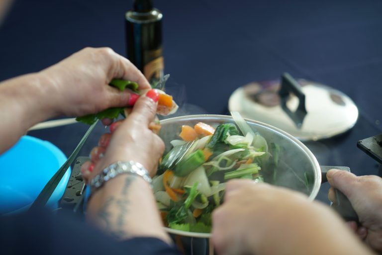 ADCE confeciona “sopa de cascas”