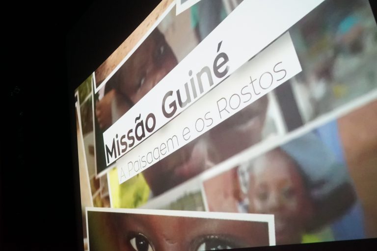Exibição do Filme Voluntários em Missão na Guiné