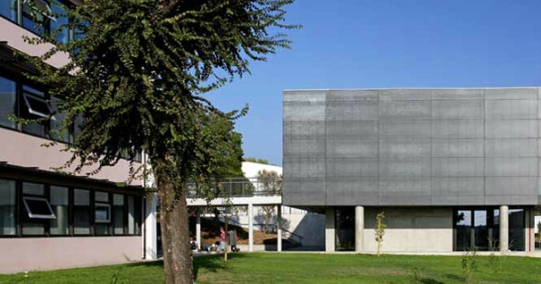 Escola Dr. Manuel Gomes de Almeida na lista das secundárias que mais alunos enviaram para a Universidade de Aveiro Escola Dr. Manuel Gomes de Almeida na lista das secundárias que mais alunos enviaram para a Universidade de Aveiro