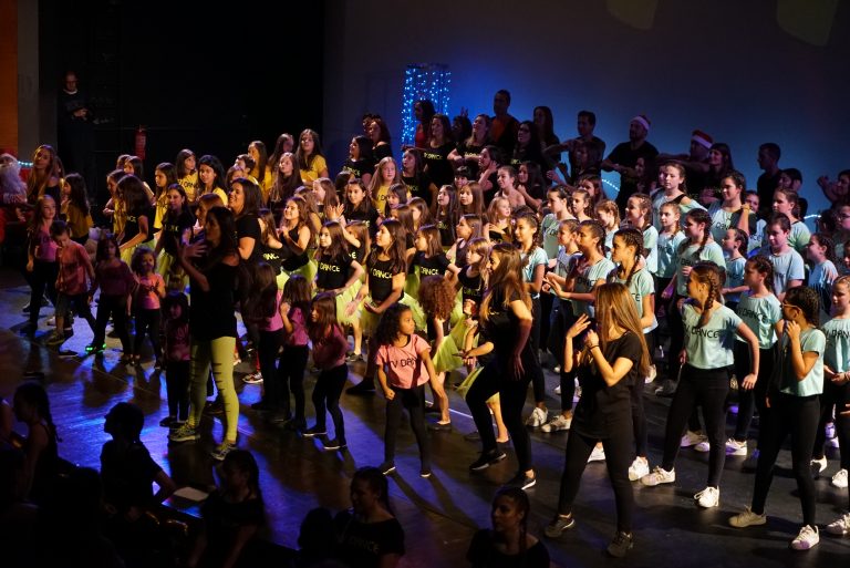 Espetáculo de Natal pela MTV Dance Kids