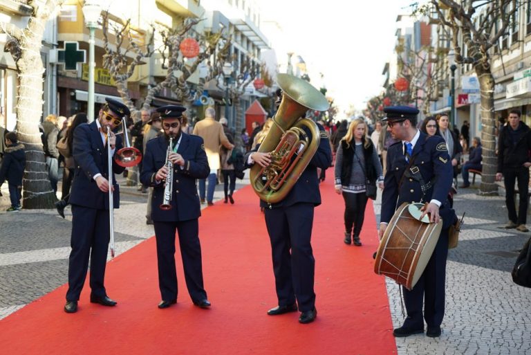 Orquestra Zabadum deu música à Cidade Encantada