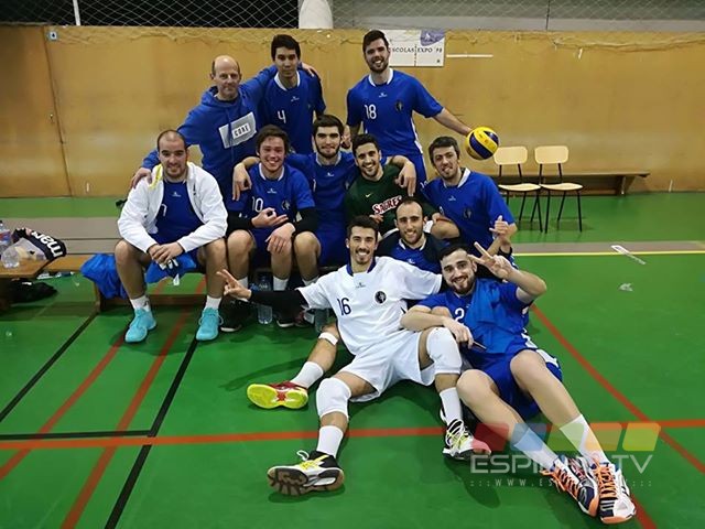 Voleibol: Clube de Voleibol de Espinho vence e perde com o CV Oeiras