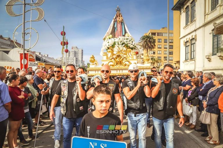 Festa Srª d’Ajuda’18: Procissão e espetáculo piro-musical foram os pontos altos das festividades Festa Srª d’Ajuda’18: Procissão e espetáculo piro-musical foram os pontos altos das festividades