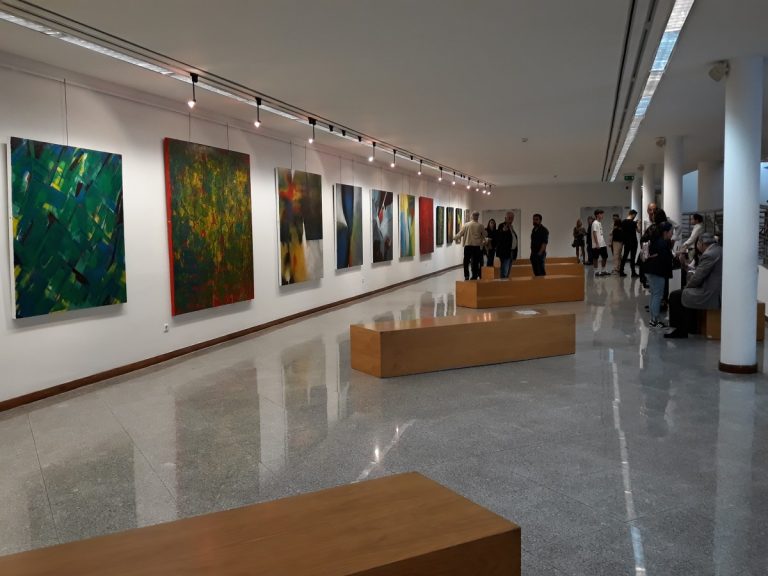 Inaugurada exposição de pintura de Fernando Rocha