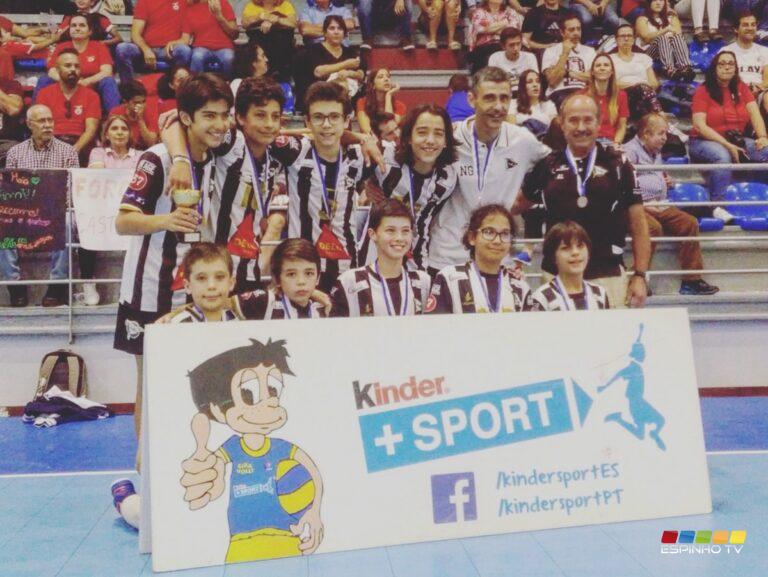 Voleibol SCE: Minivoleibol de bronze!