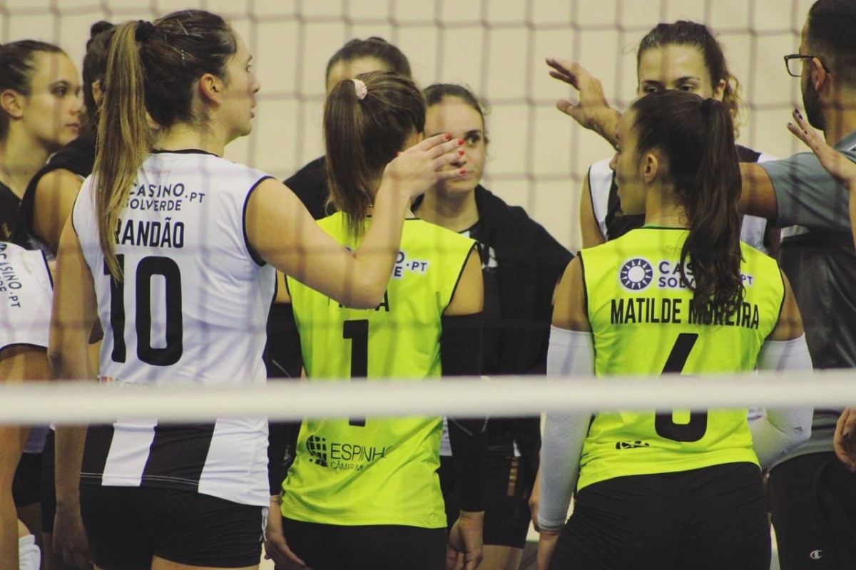 Voleibol: Seniores Femininas estreiam-se na Arena Tigre com vitória