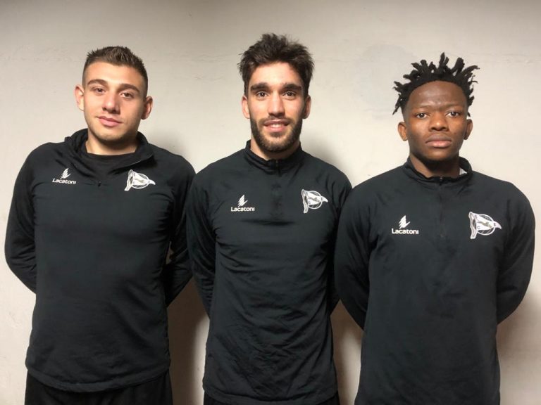 Futebol: Ivo Lucas, Nakedi e Otero reforçam SC Espinho