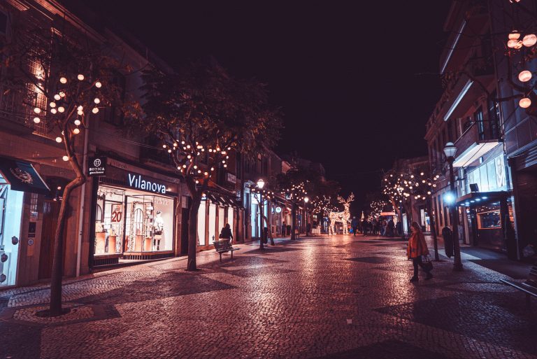 Município de Espinho implementa novas medidas de apoio ao comércio local Município de Espinho implementa novas medidas de apoio ao comércio local