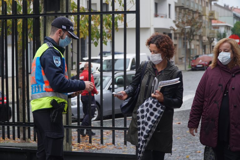 Campanha de Sensibilização COVID-19 na Escola Dr. Manuel Gomes de Almeida