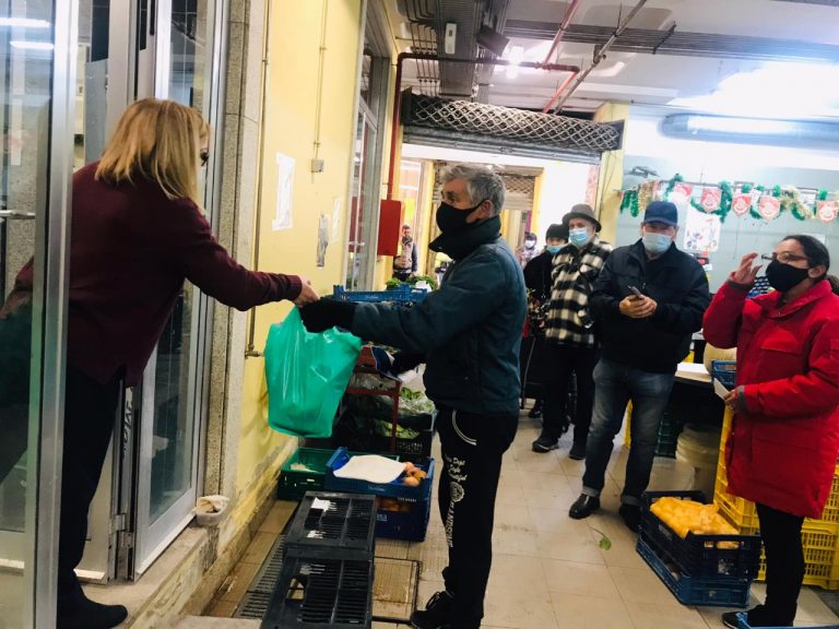 Oferecidos 105 cabazes a pessoas carenciadas