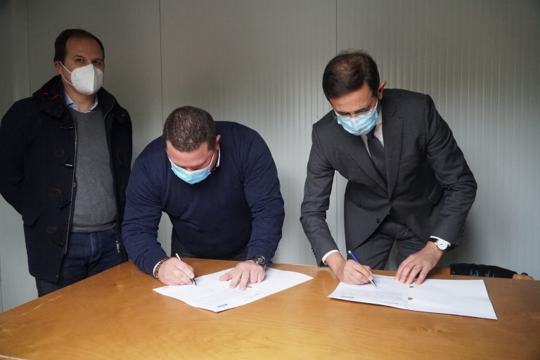 Assinado hoje o auto de consignação para a construção do Estádio Municipal de Espinho