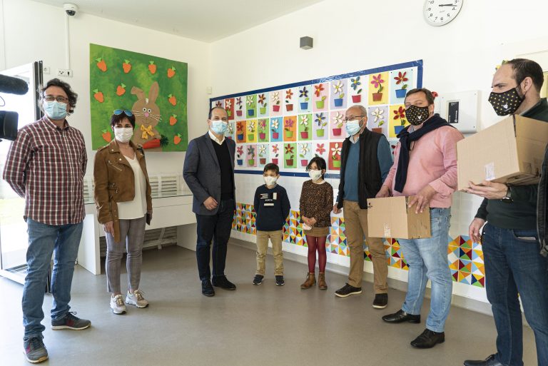 Empresa oferece 2100 máscaras às escolas de Espinho