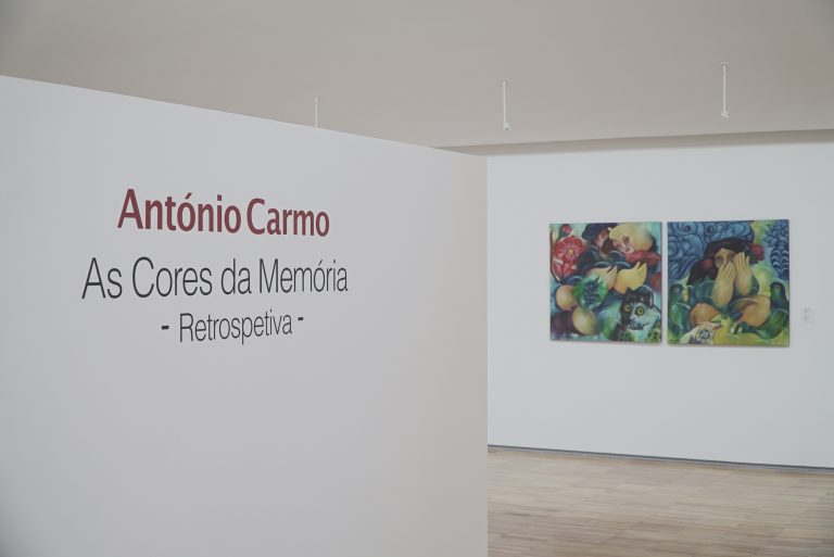 Exposião “As Cores da Memória” de António Carmo
