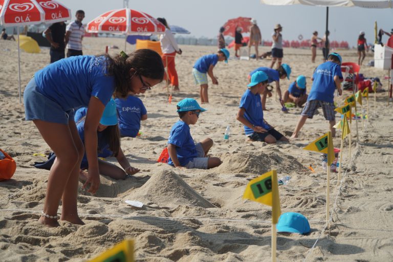 Construções na Areia voltam ao areal de Espinho
