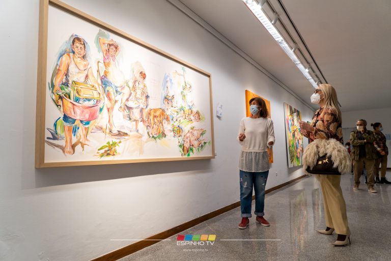 Inaugurada exposição de pintura de Elizabeth Leite no Multimeios