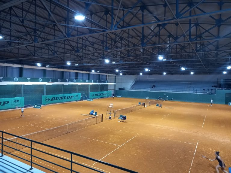 Ténis: Espinho recebe regionais de equipas Ténis: Espinho recebe regionais de equipas