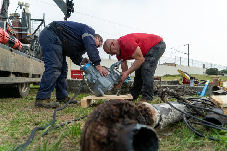 Trabalhos de manutenção das infraestruturas de águas residuais de Espinho