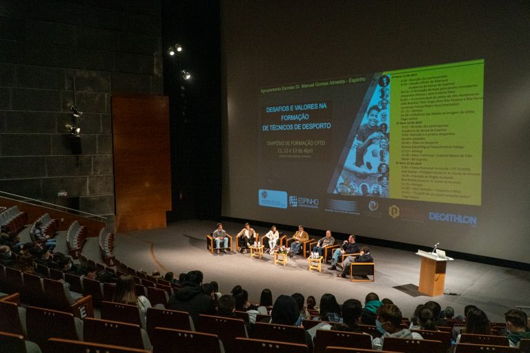 Falou-se de Desporto num simpósio no Centro Multimeios Falou-se de Desporto num simpósio no Centro Multimeios