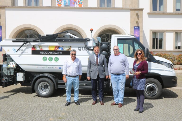 Espinho tem nova viatura de recolha de biorresíduos Espinho tem nova viatura de recolha de biorresíduos