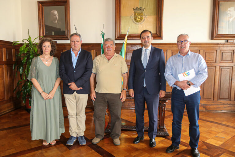 Autarquia delega gestão das praias nas freguesias Autarquia delega gestão das praias nas freguesias