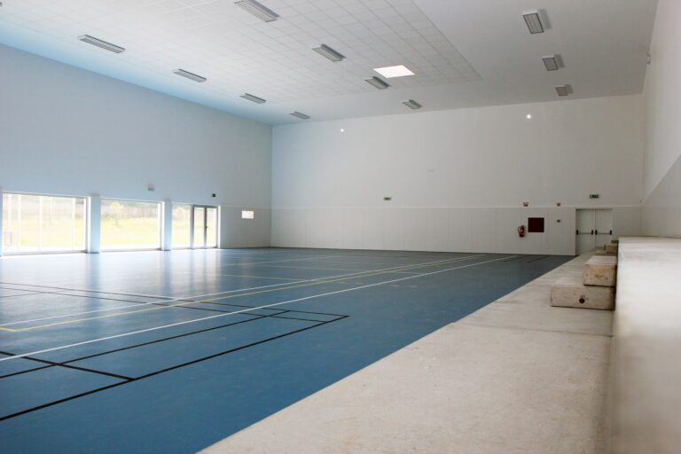 Projeto de Regulamento de utilização de espaços que integram os estabelecimentos escolares Projeto de Regulamento de utilização de espaços que integram os estabelecimentos escolares