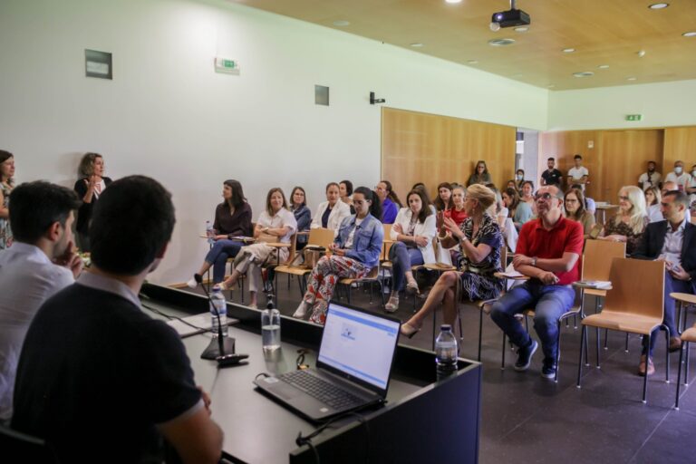 Apresentada plataforma Trampolim para ajudar na procura de emprego Apresentada plataforma Trampolim para ajudar na procura de emprego