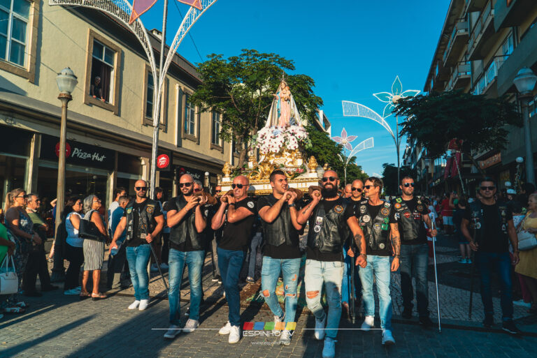 Procissão e Tapetes de Flores de Nª Srª d’Ajuda – Espinho 2022 Procissão e Tapetes de Flores de Nª Srª d’Ajuda – Espinho 2022