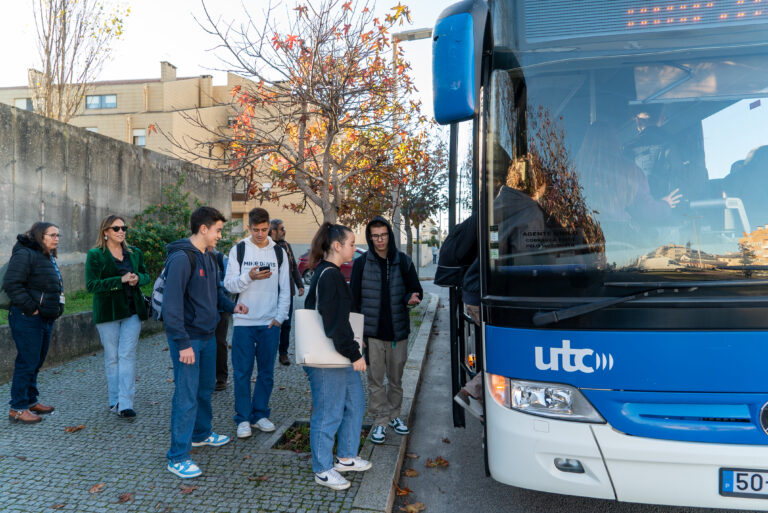 Alunos das Escolas do concelho marcam presença no Tomorrow Summit no Porto