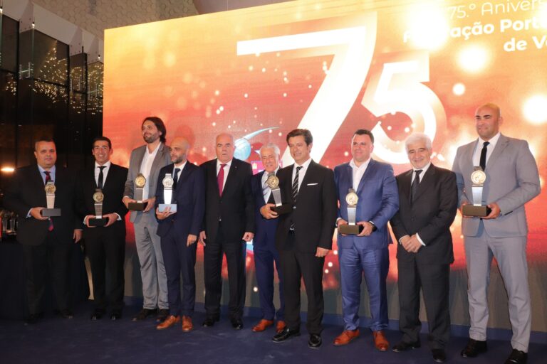 Reconhecimento Público da F.P. Voleibol ao Município de Espinho Reconhecimento Público da F.P. Voleibol ao Município de Espinho