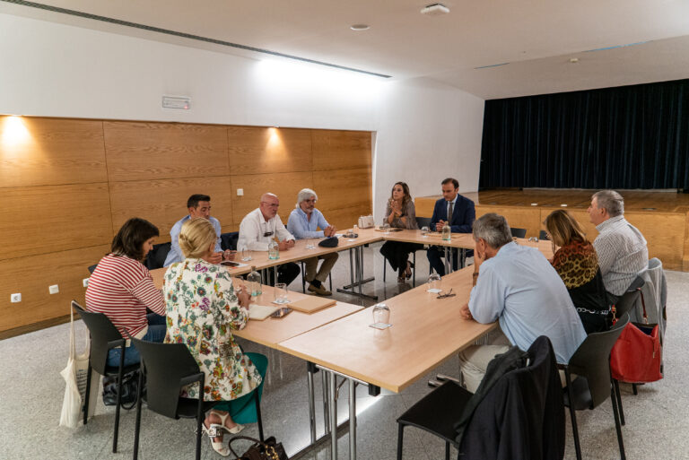 Projeto Municipal subordinado ao tema da Ética no Desporto, na Escola e na Vida Projeto Municipal subordinado ao tema da Ética no Desporto, na Escola e na Vida