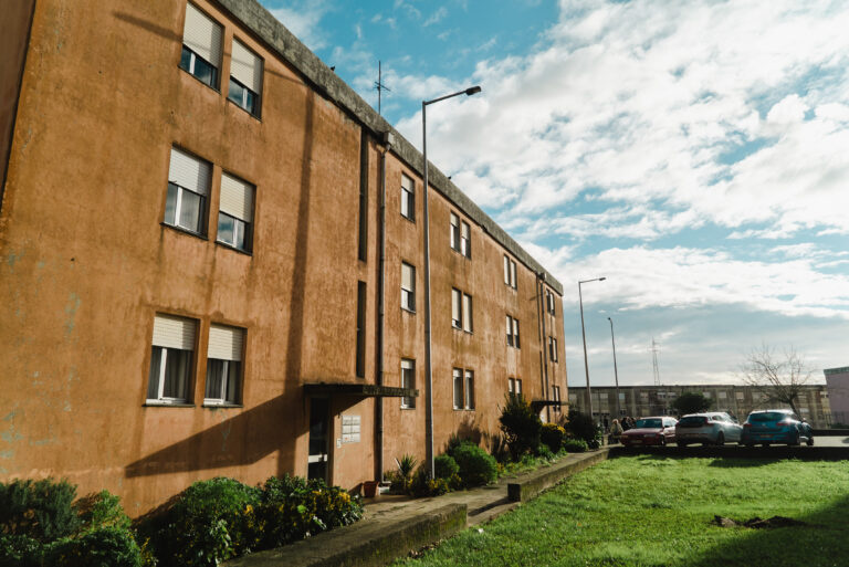 Espinho lança empreitada de requalificação do Bloco F no Bairro da Ponte de Anta