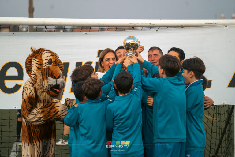 10ª Edição da Tigre Cup reuniu 600 atletas num torneio de futebol 10ª Edição da Tigre Cup reuniu 600 atletas num torneio de futebol