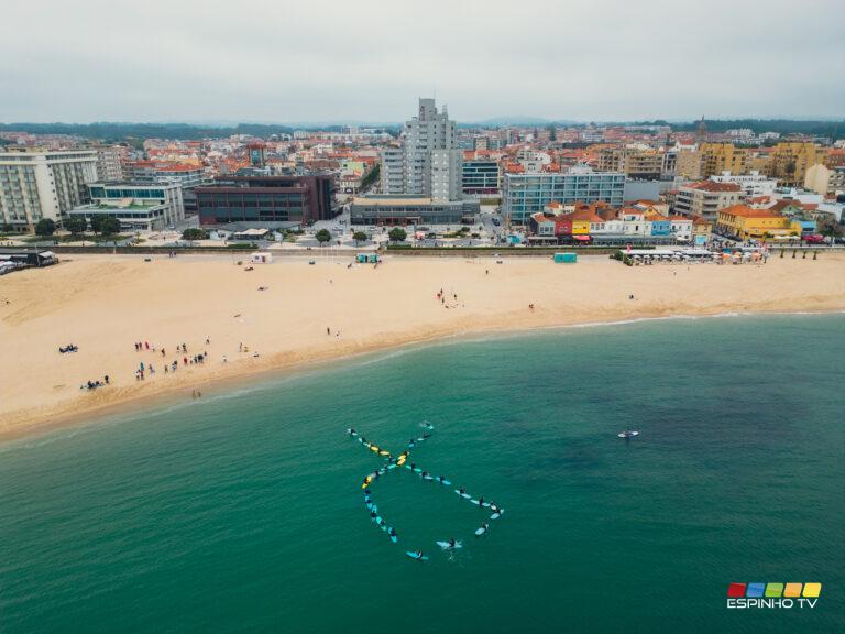 Laço Azul no mar de Espinho Laço Azul no mar de Espinho