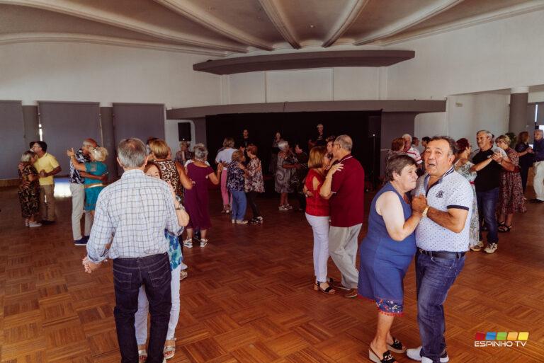 Baile Sénior do mês anima séniores de Espinho
