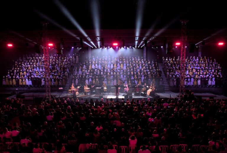 Cor(p)o Metropolitano reuniu 500 vozes em concerto único Cor(p)o Metropolitano reuniu 500 vozes em concerto único