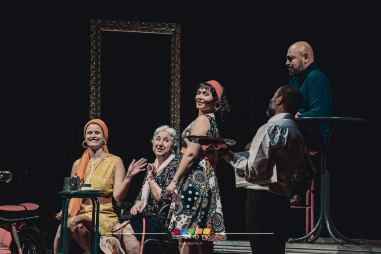 Teatro Popular de Espinho revive o ano de 1973 Teatro Popular de Espinho revive o ano de 1973