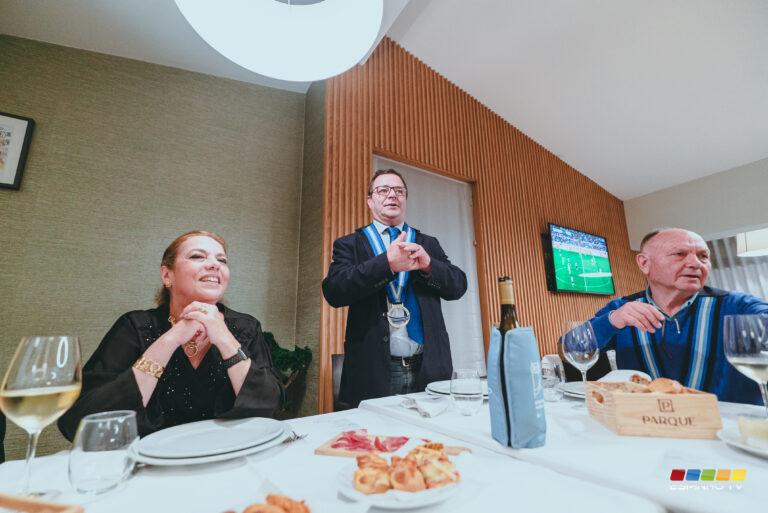 À mesa com a Confraria da Caldeira de Peixe e Camarão de Espinho