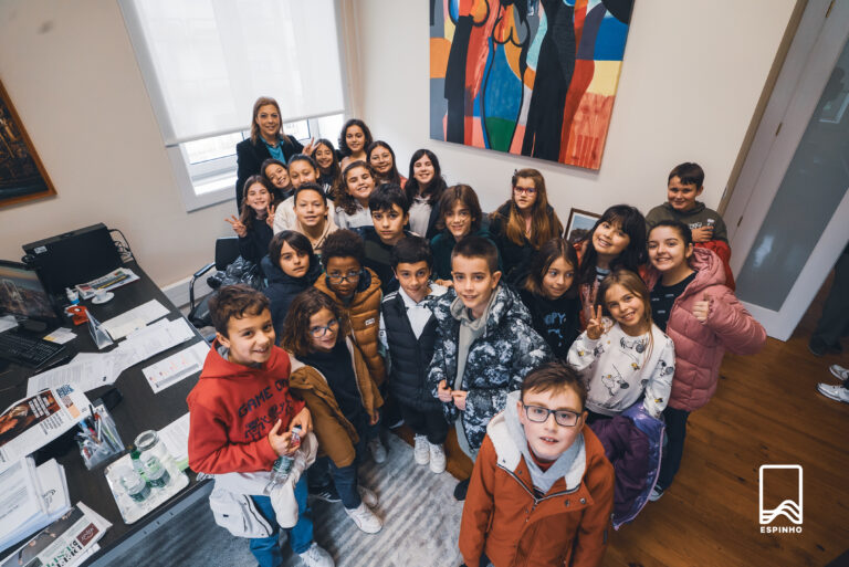 Alunos do 4ºano da Escola de Espinho 2 visitaram os Paços do Concelho