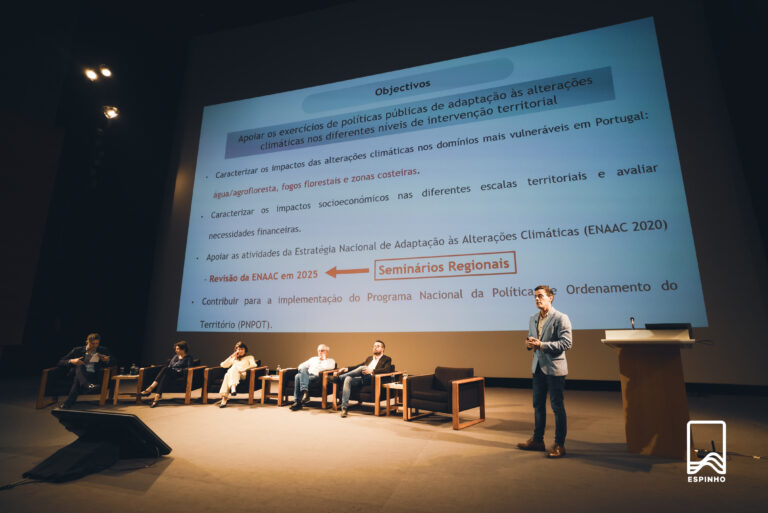 Seminário Regional: Roteiro Nacional para a adaptação 2100 Seminário Regional: Roteiro Nacional para a adaptação 2100