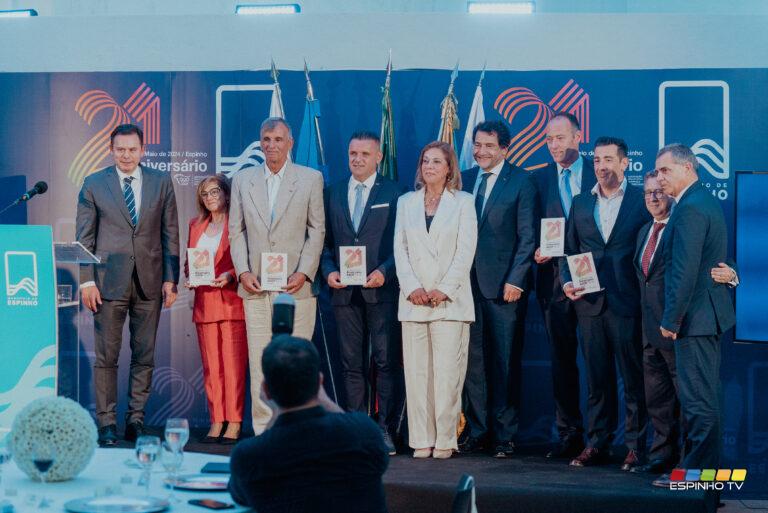 Piscina Solário Atlântico foi palco do 21º aniversário da AAOP Piscina Solário Atlântico foi palco do 21º aniversário da AAOP