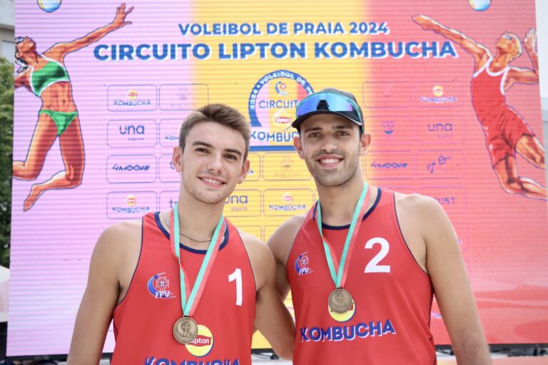 Voleibol Praia: Dupla Maia/Leite vencem 3.ª Etapa do Circuito Lipton Kombucha 2024 Voleibol Praia: Dupla Maia/Leite vencem 3.ª Etapa do Circuito Lipton Kombucha 2024