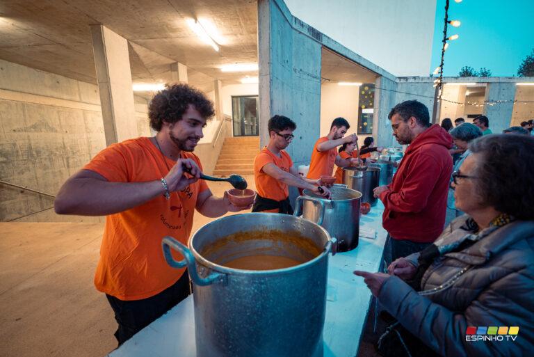 Servidas Sopas para todos os gostos pelo FAS Sopas