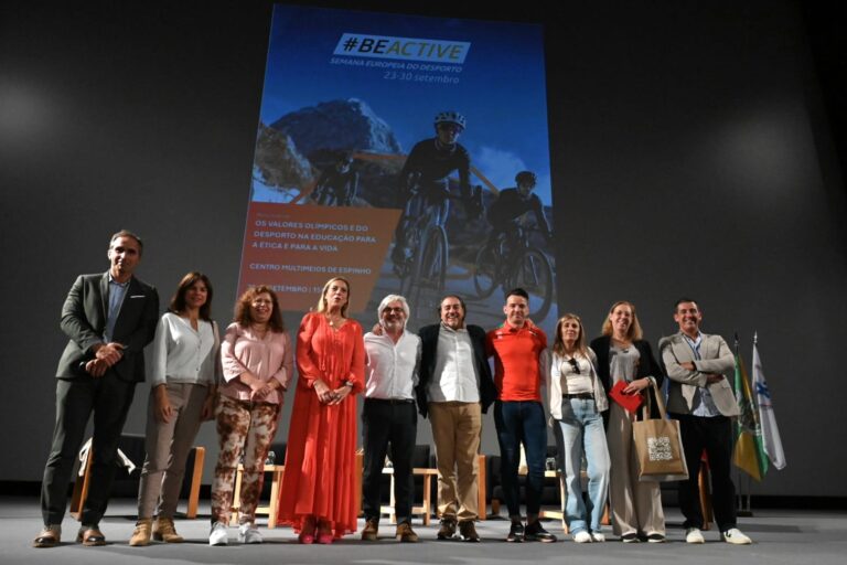 Ação “Os valores olímpicos e do desporto na educação para a ética e para a vida” Ação “Os valores olímpicos e do desporto na educação para a ética e para a vida”