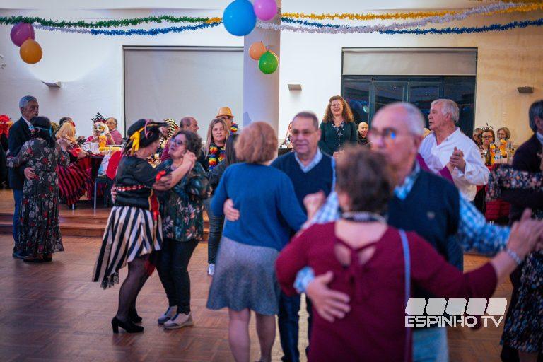 Baile de Carnaval animou o Salão Nobre da Piscina Solário Atlântico