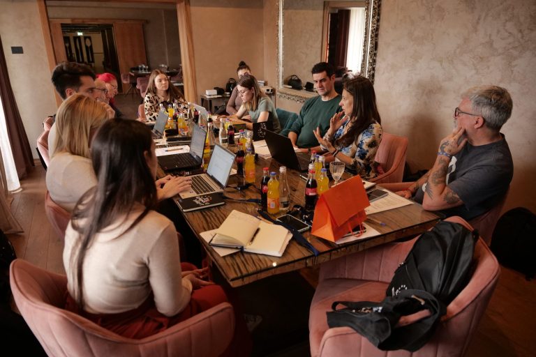 Espinho integra a Delegação Transnacional na Visita a Ramnicu Sarat no âmbito do projeto ‘Youth Monitor’ da AMP Espinho integra a Delegação Transnacional na Visita a Ramnicu Sarat no âmbito do projeto ‘Youth Monitor’ da AMP