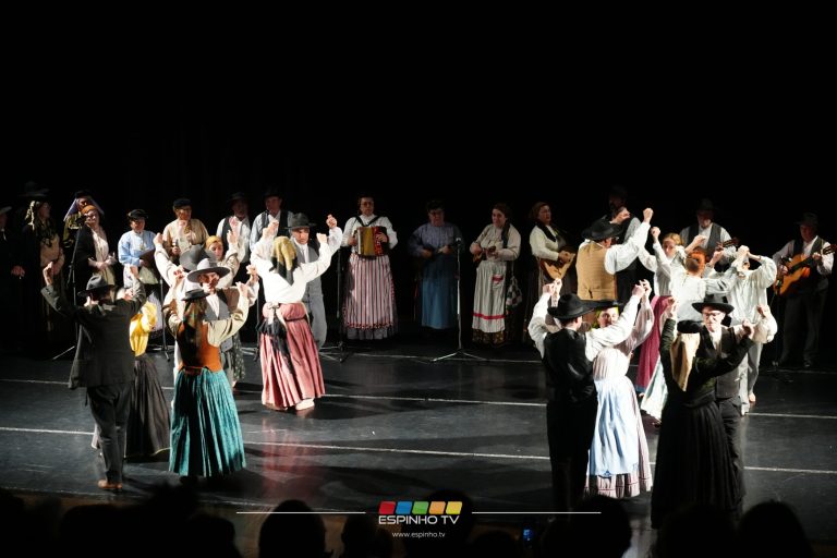 Centro Multimeios foi palco de “Danças e Cantares Populares Tradicionais” em Dia da Liberdade