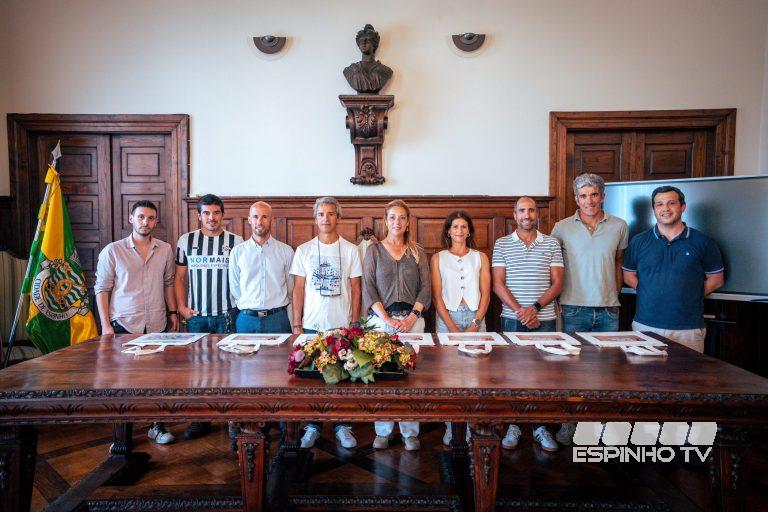 Câmara Municipal homenageia campeões de triatlo do Sporting Clube de Espinho