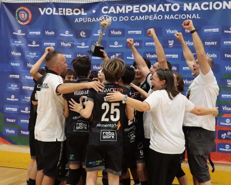 Académica de Espinho sagra-se Campeã Nacional de Infantis Masculinos!